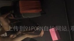 后入猛操爆裂黑丝高跟披肩女神 无套快速抽插爆精射在美臀上 站式后插视觉感太强 这骚货不狠操都对不起这丝袜