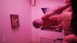 【网曝热门事件性爱泄密】极品高颜值成都DJ女神艾米与炮友做爱视频流出 细腰美乳后入怼着操 完美露脸