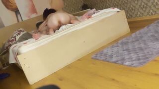 【为国争光乌克兰约炮】约操身材不错的乌克兰美女 逼紧人骚 喜欢骑乘啪啪 连操两炮 小腿干抽筋了