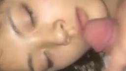 迷奸了壹個超清純漂亮的美眉 射了好幾次 高清露臉