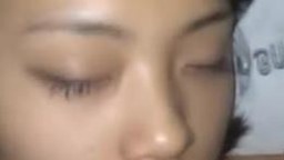 迷奸了壹個超清純漂亮的美眉 射了好幾次 高清露臉