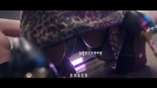 麻豆传媒 MDSR-0001-4 剧情大片 妖女榨汁 第四章 王夫人的掠食者天堂 苏语棠 管明美