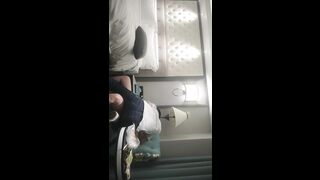 【老马车行】新良家少妇喝酒聊天，有点微醉再开操，肉感大屁股后入撞击