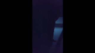 【农名工十里探花】两炮后累瘫了良家少妇彻底服气，休息后再挑逗逼内依旧水汪汪
