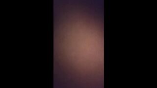 【农名工十里探花】两炮后累瘫了良家少妇彻底服气，休息后再挑逗逼内依旧水汪汪