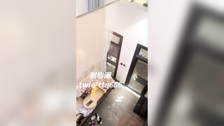 【淫乱性爱美乳丰臀】肥臀人妻『甜甜圈】丰臀少妇『小阿姨』付费电报群私拍 啪啪+露出+肥臀+内射 (1)