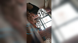 【最新封神父女乱伦】海角社区乱伦大神强操女儿新作高二女儿竟还是处女 甜言蜜语连哄带骗强行破处