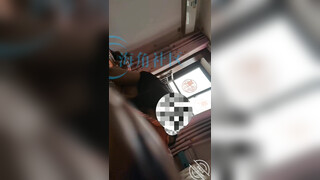 【最新封神父女乱伦】海角社区乱伦大神强操女儿新作高二女儿竟还是处女 甜言蜜语连哄带骗强行破处