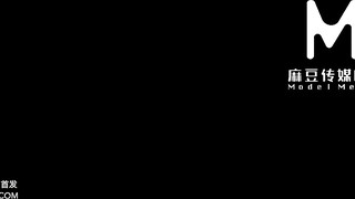 麻豆传媒 MSD112 巨乳按摩惹火上身