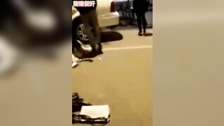 抓奸集锦-特精甄选第一现场街头扭打吃瓜围观 赤裸裸床上被逮还有被割屌的 各色良家女神狼狈瞬间 (251)