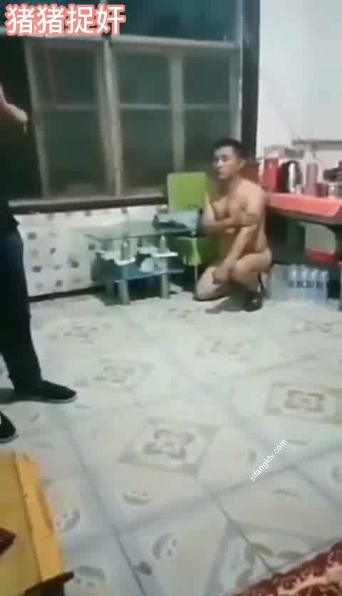 抓奸集锦-特精甄选第一现场街头扭打吃瓜围观 赤裸裸床上被逮还有被割屌的 各色良家女神狼狈瞬间 (340)