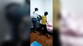 抓奸集锦-特精甄选第一现场街头扭打吃瓜围观 赤裸裸床上被逮还有被割屌的 各色良家女神狼狈瞬间 (327)