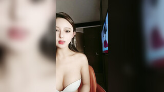 网红脸女神【周周不是鱼】极品身材模特下海~大美女~美 ~~超清，极品女神 (9)