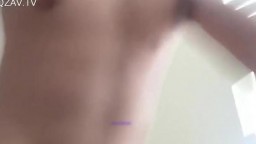 云盘泄密流出某高校泡妞达人卷毛和三个女炮友自拍性爱视频720P高清版