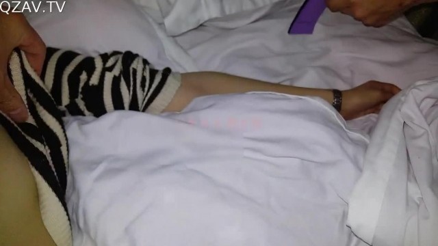 国产迷奸系列-美女KTV包厢被套路灌醉带到宾馆扒光各种玩弄无套内射中出