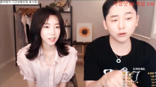 我最喜欢的日韩情侣自拍第17弹 帅气主播与极品美女裸播，接吻，吃奶，抠逼，喘息，女主又纯又骚！