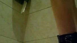云上会所KTV之偷拍女厕所YSHS (29)