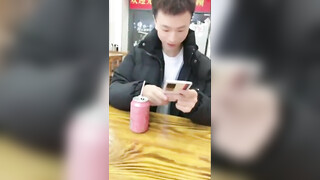 (搭讪勾引) (完整版) 面馆搭讪KTB下班少爷带回酒店配种泄欲精虫上脑摘套深插内射