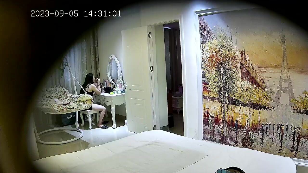 酒店偷拍洗浴会所炮房黑丝少妇冰火毒龙钻 一天接8个客人