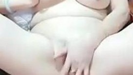 越老越騷大奶風騷少婦波霸灬熟女盪欲一多自慰大秀 坐在沙發椅上 自慰插穴很是淫蕩