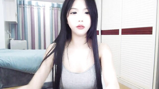 【hk_xiaoxiao】校花级别清纯女神露奶露逼恋爱的感觉 (3)