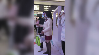 (BC-B-026)闷骚的制服jk小姐姐..红黑吊带丝袜双腿环配骚丁