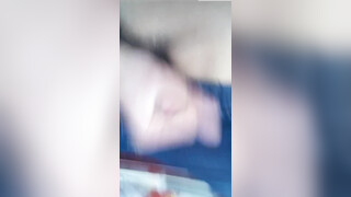 毛还没长齐的小正太,只撸出了几滴精液