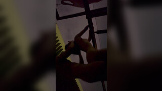 【困困狗】顶级身材反差女神！卖原味又好色高颜大奶私拍完结，各种紫薇露出啪啪被健身男友输出嗲叫不停，对话刺激 (1)