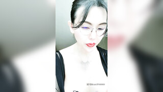 全网最骚女主播我只认「水big悦」！！！“当我开播的时候请释放出你们的精液灌养我！”骚逼艳舞舔舌诱惑超精彩！