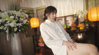 【麻豆传媒】MD-0337 未亡人在灵堂偷情遗照前被猛干骚B-钟婉冰