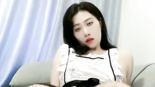 极品反差婊小姐姐，超高颜值的美人儿，与弯吊男友激情啪啪啪，  放得开爱艹逼，调教内射，激情十足！