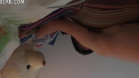 小区气质美女少妇打牌输钱太多趁老公出差让我到她家床战肉偿,还特意拿出老公新买的情趣衣,干的淫叫不止.国语!