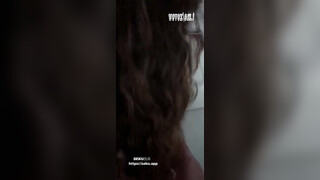 中年夫妻淫荡的思想，竟然有乱伦情结,求了半天，媳妇终于岔开了，就这样把腿岔开对着自己儿子，太淫荡了！ (1)