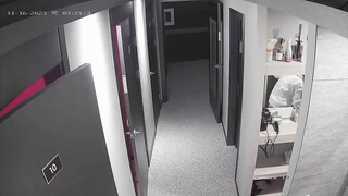 黑客破解夜店化妆更衣室监控偷拍小姐服务完客人洗澡化妆更衣