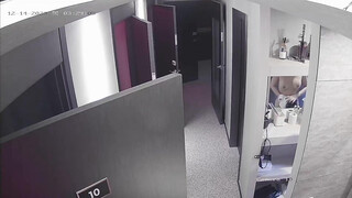 黑客破解夜店化妆更衣室监控偷拍小姐服务完客人洗澡化妆更衣