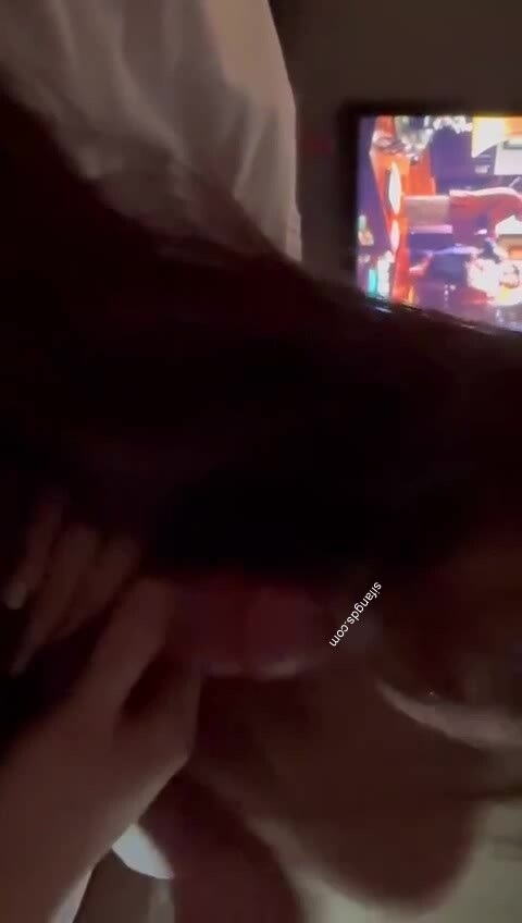 【年度最佳】老吴爱约炮 有气质超漂亮神仙颜值JK女神 有一种无辜的眼神让人感觉很乖需要保护的小鸟依人类型
