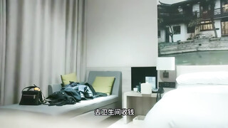 利哥探花180清冷女神第二场，丝袜半穿诱惑倍增！--4K字幕版 (1)