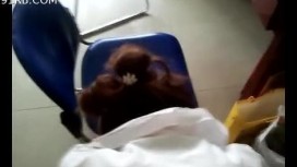 云盘泄密-外貌白皙清纯骨子淫骚的大学美女和男友出租屋各种肏逼后又到郊区树林里野战后人啪啪,屁股真性感!
