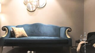 【小宝寻花】第二场约了个苗条大奶高颜值妹子，近距离拍摄口交上位骑乘抽插呻吟
