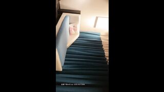 【小宝寻花】极品高颜值网红脸女神 ，身高170性感白皙诱人大长腿，身材前凸后翘非常的完美