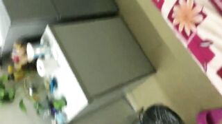 送喝多了的老板秘书回家 她老公不在 趁机把她操了妹子迷迷糊糊的一直说你好像不是我老公 你是谁啊