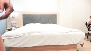 【皮皮哥探花】酒店偷拍上门兼职少妇，大白臀服务好床边掰穴狂舔，啪啪完还要按摩服务真周到