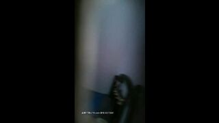 站街女探花《扶贫表哥》简陋平房嫖妓被发现翻车表弟伟哥转战深圳城中村100块的大波少妇