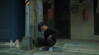 麻豆传媒映画最新国产AV佳作 MD0105 痴汉尾随强制性交 废墟内火爆硬上 无套做爱-林思好出演 高清精彩推荐