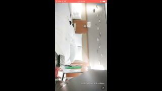 长腿模特女神，初恋般的纯纯的脸蛋儿，就像谈恋爱似的做爱 (2)