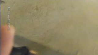 村长年前最后出击路边按摩店好不容易才找到两个还坚守在岗位上的妹子和老板娘