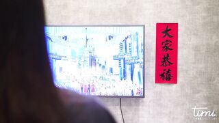 【贺新春❤️会所尊享】天美传媒春节特别企划-新春拜年之幸福来敲门 推特网红受邀满足少妇操到狂叫 高清720P原版首发