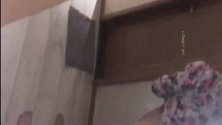 百度云高端泄密上海职场女白领周琳琳与一块健身的富商酒店开房啪啪口交视图流出
