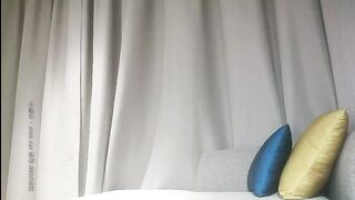 小马戈探花约了个黑衣牛仔裤妹子啪啪舌吻调情，69姿势舔逼连体丝袜后入猛操