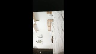 探花小米约长裙熟女啪啪，舔弄口交硬了直接操，扶着屁股后入进出抽插，速度操完走人